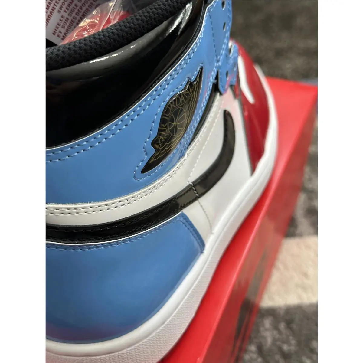 Nike shoes - Jordan 1 Retro High - Retro High - CK5666-100 - Fearless UNC Chicago 4