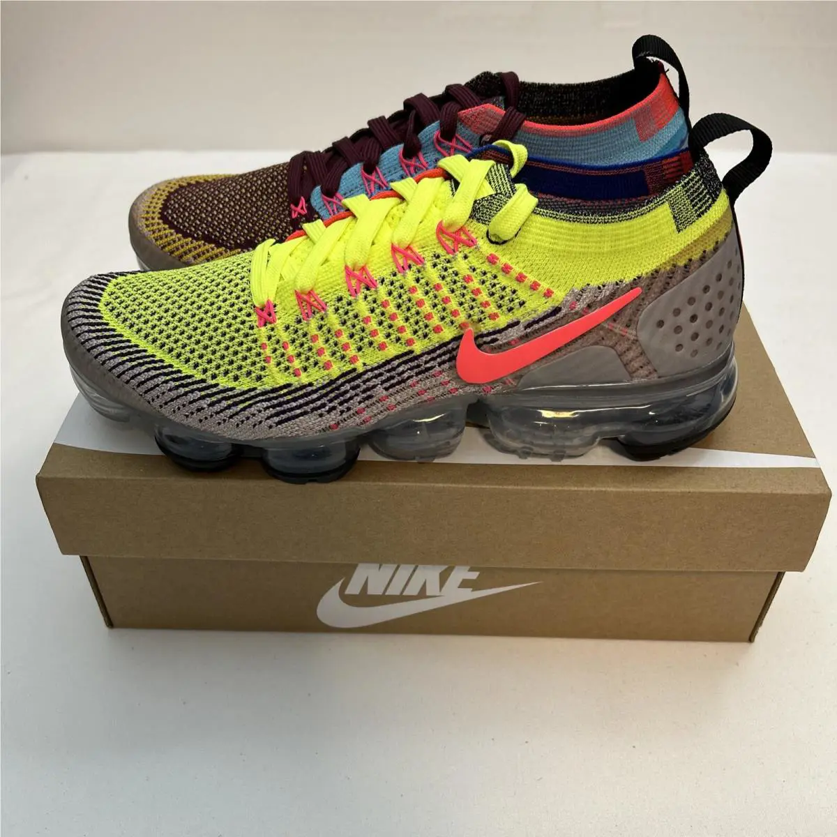 Nike shoes - Nike Air VaporMax Flyknit - Air VaporMax Flyknit - Multicolor 2