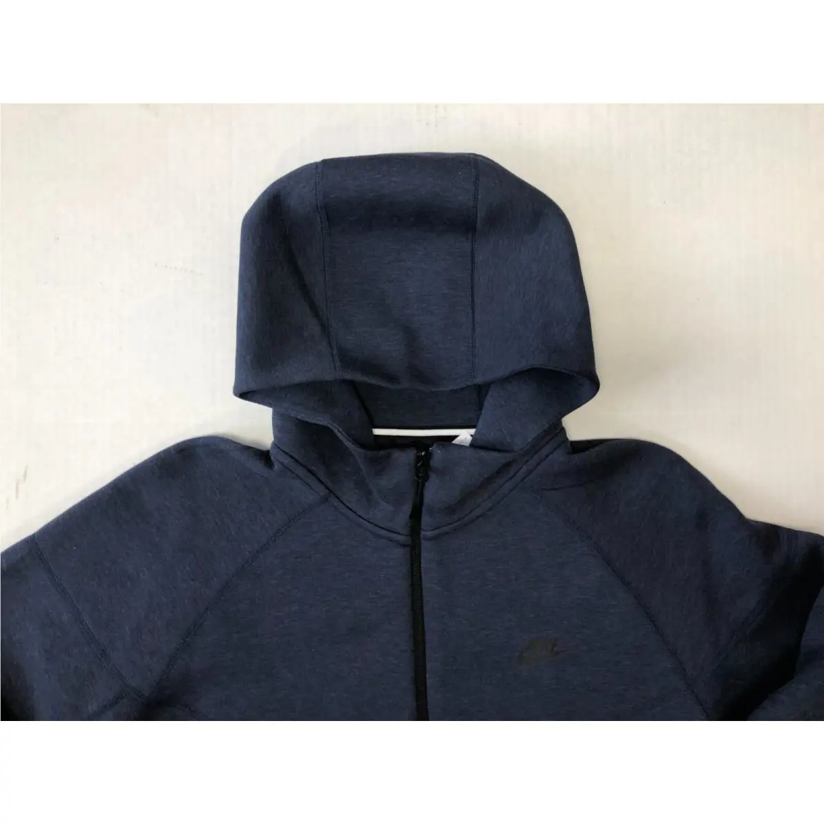 Nike clothing - Blue (UPC: 196607413562) 0