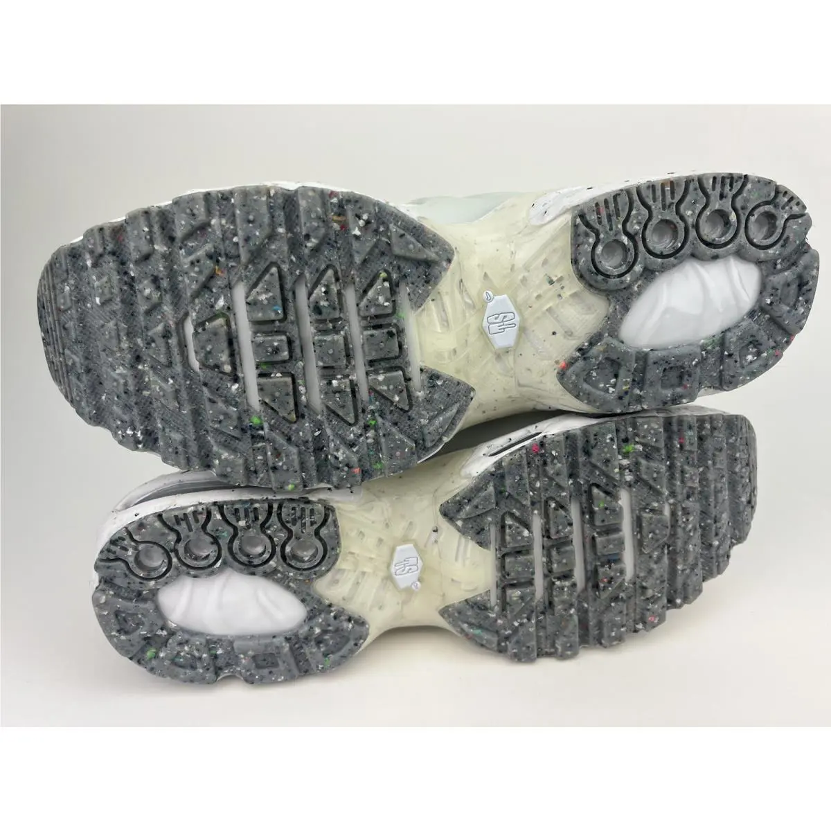 Nike shoes - Nike Air Max Plus - Air Max Plus - DQ3977100 - White (UPC: 0196152208095) 11