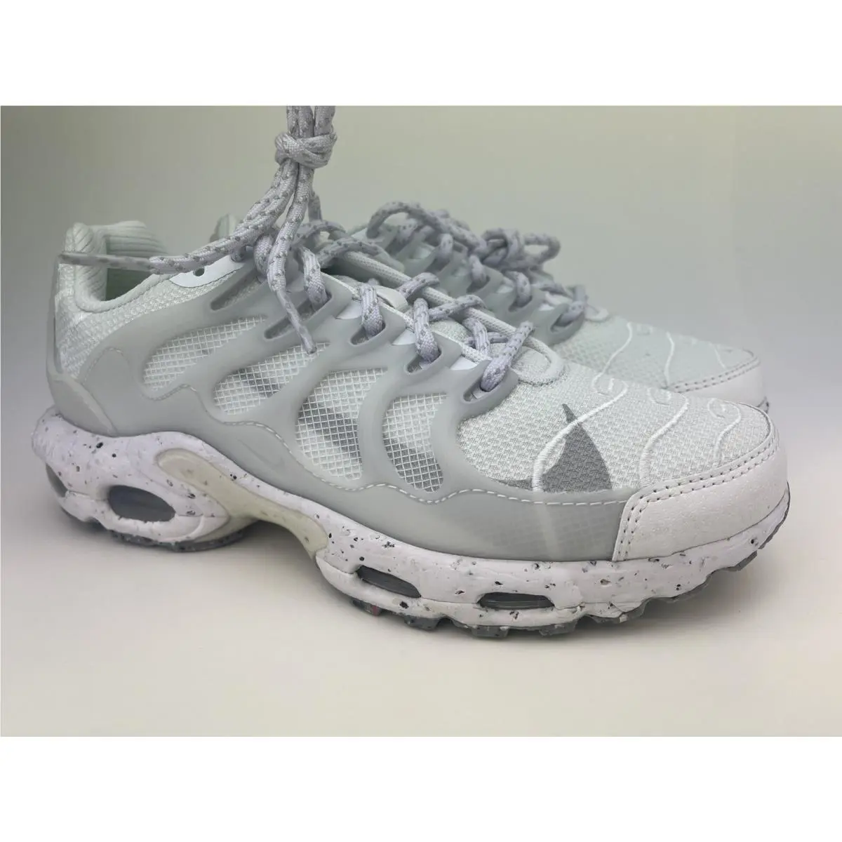 Nike shoes - Nike Air Max Plus - Air Max Plus - DQ3977100 - White (UPC: 0196152208095) 3