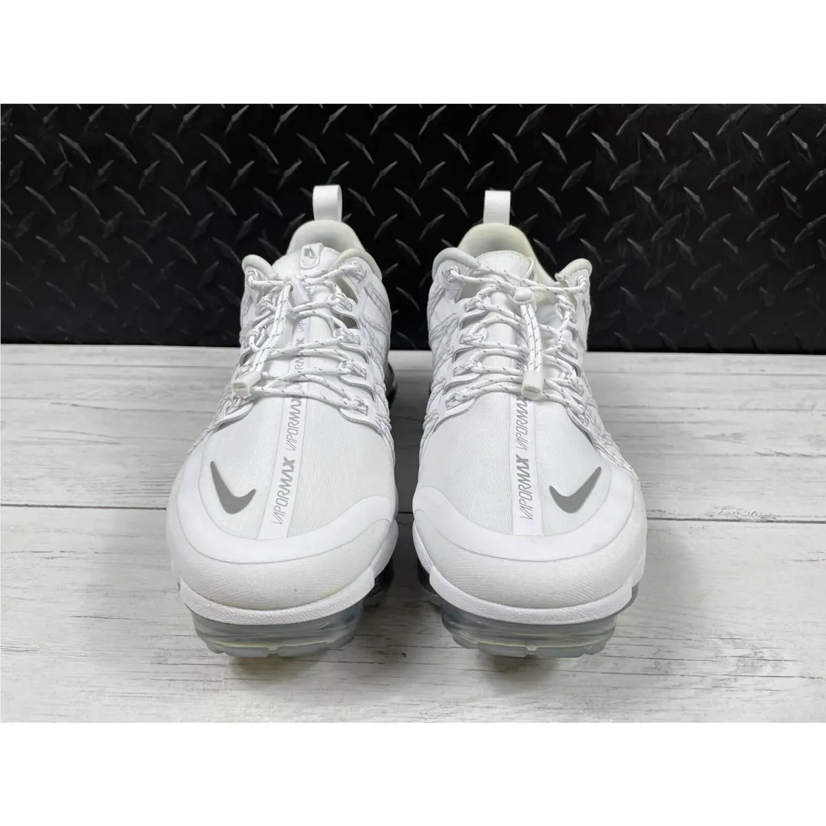 Nike shoes - Nike Air Vapormax Run Utility - AQ8811-100 - Red (UPC: 0191887652397) 2
