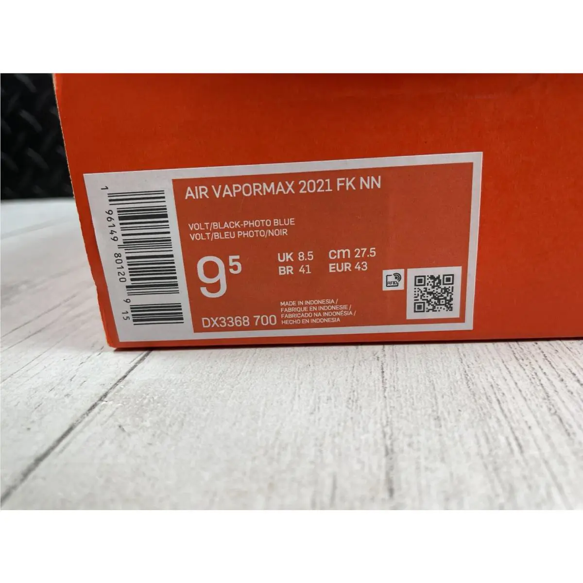 Nike shoes - Air Vapormax Flyknit Next Nature - AT5458 - Volt / Black / Photo Blue / Multi Color (UPC: 0196149801209) 10