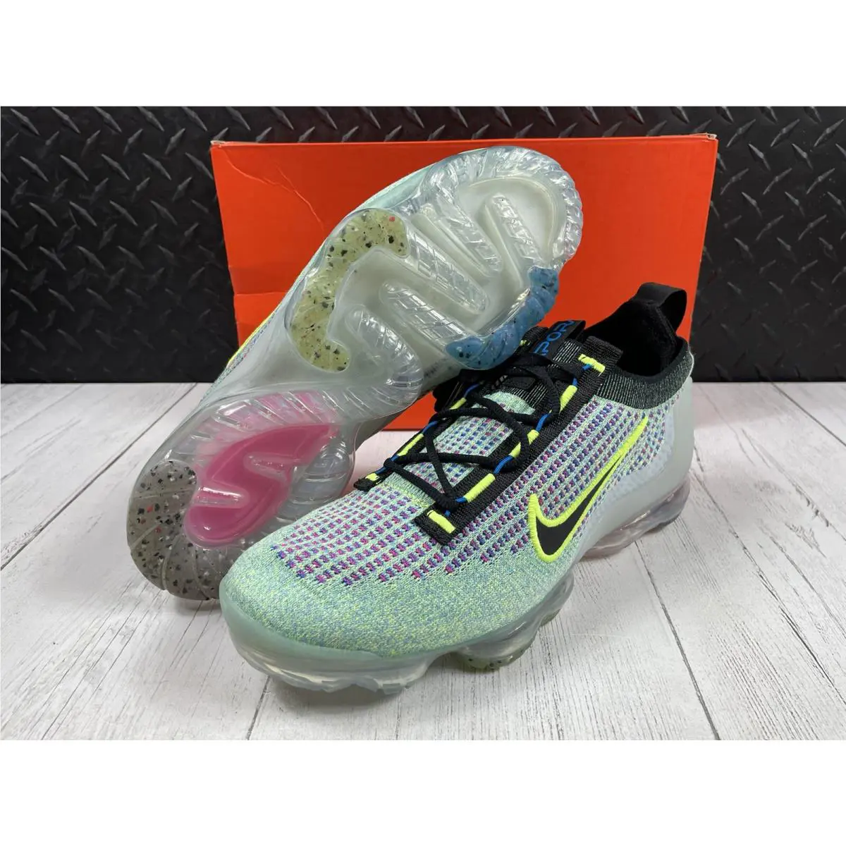 Nike shoes - Air Vapormax Flyknit Next Nature - AT5458 - Volt / Black / Photo Blue / Multi Color (UPC: 0196149801209) 4