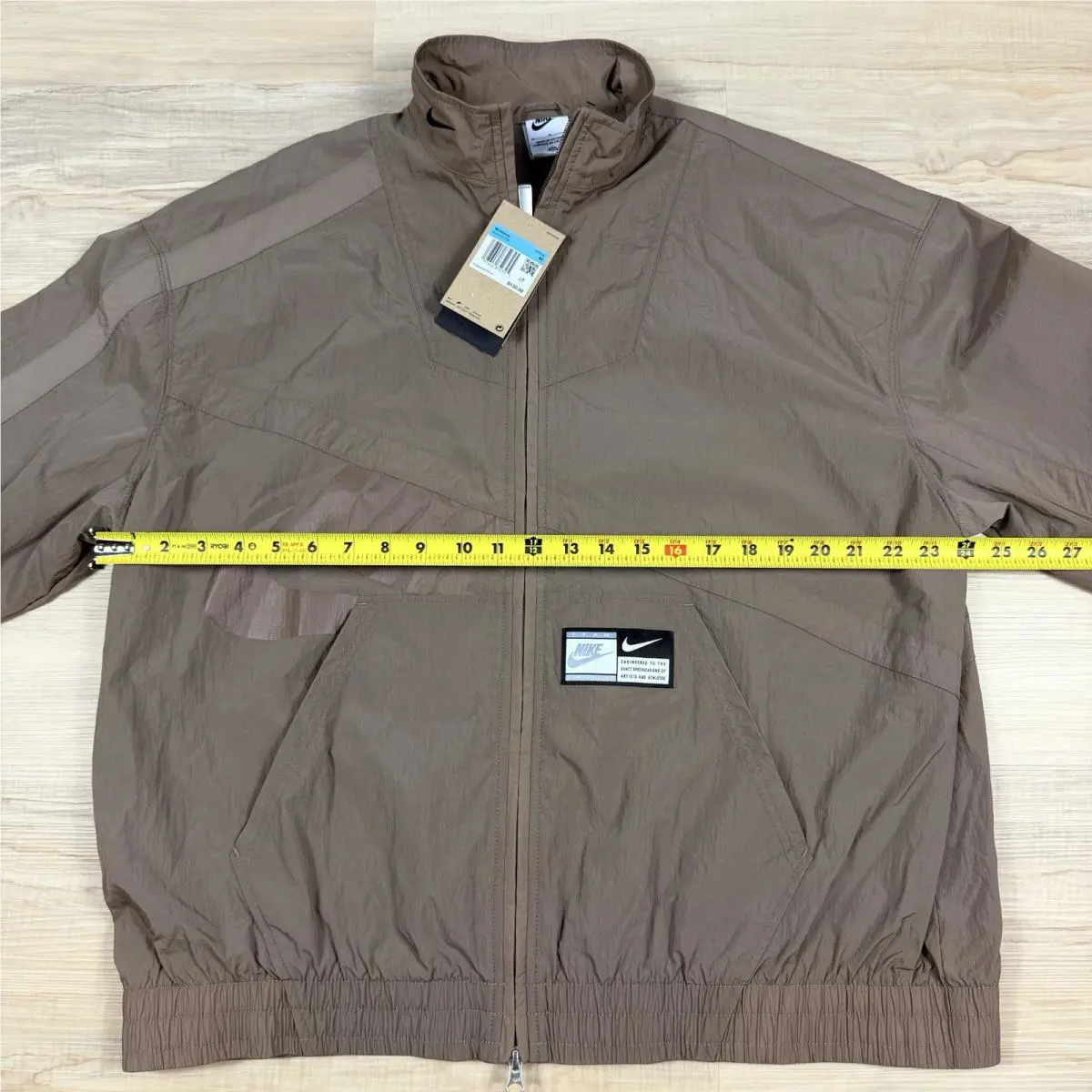 Nike clothing - Brown 6