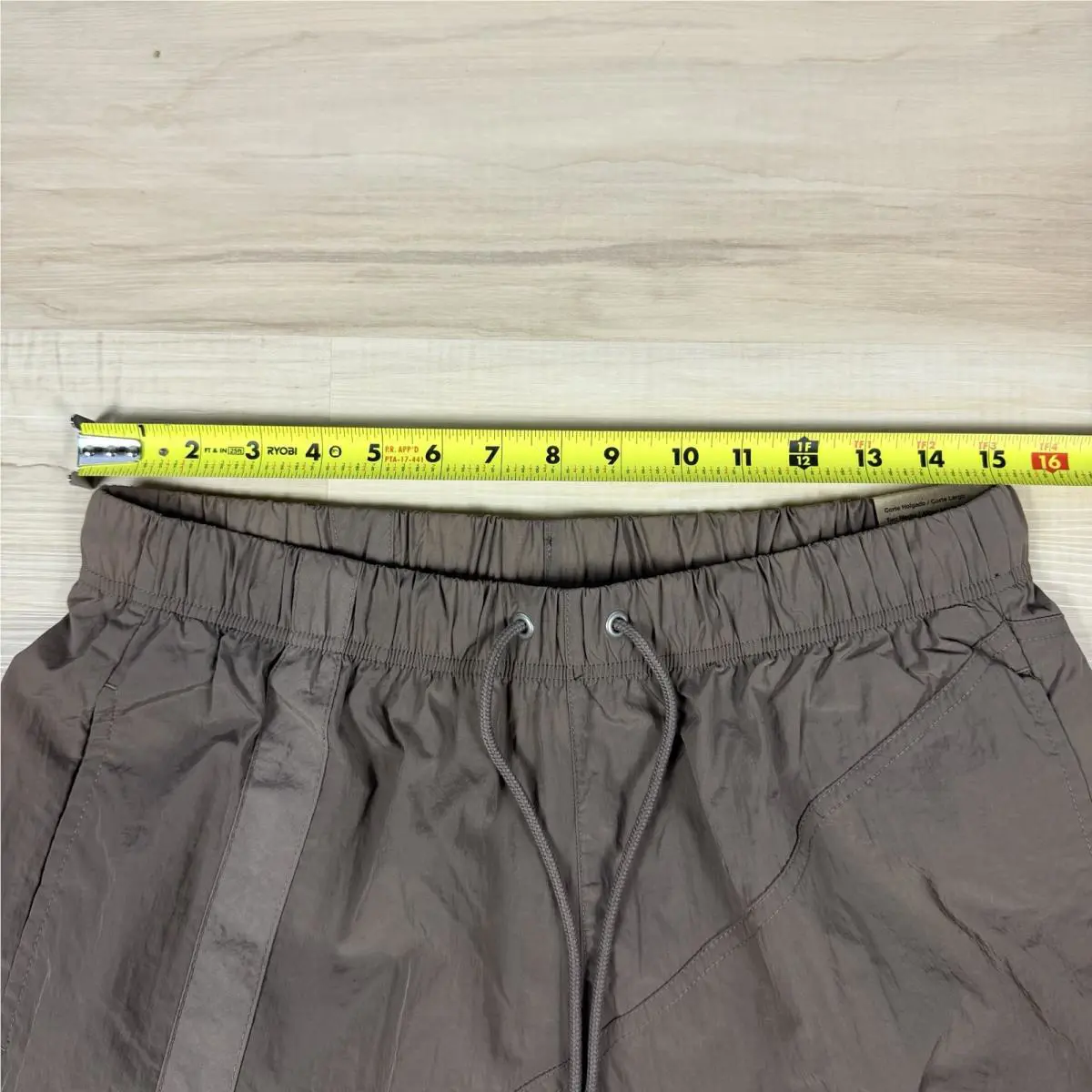 Nike clothing - Brown 12