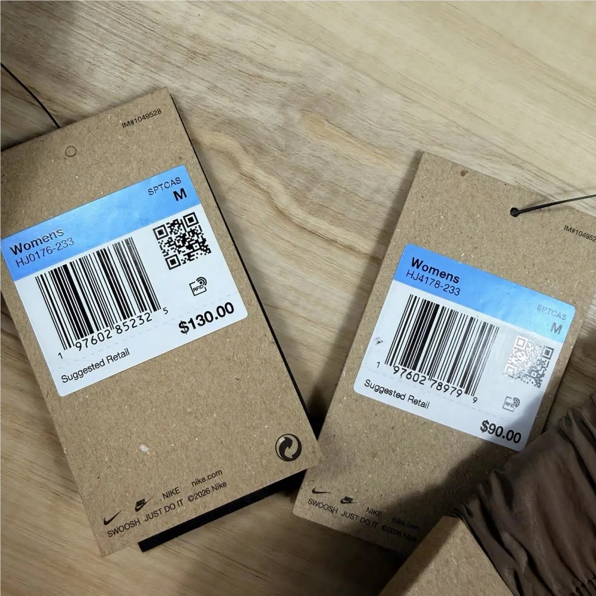 Nike clothing - Brown 14
