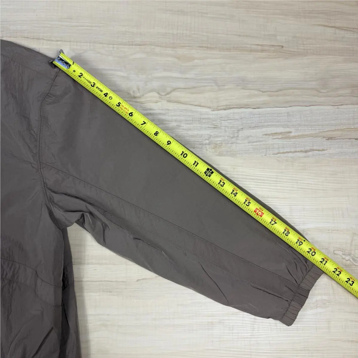 Nike clothing - Brown 7