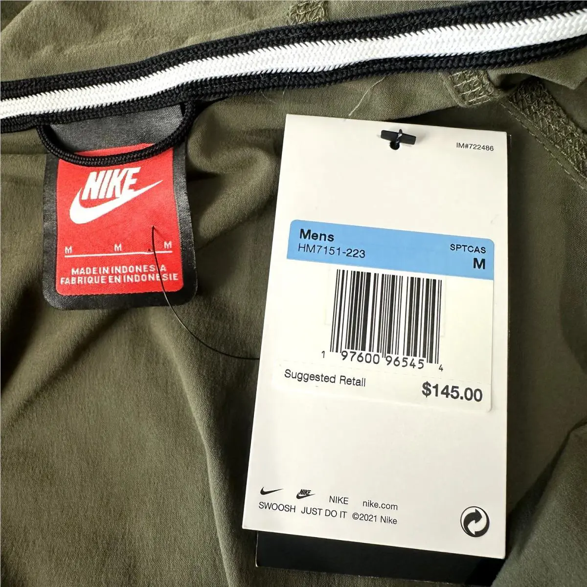 Nike clothing - Green 1