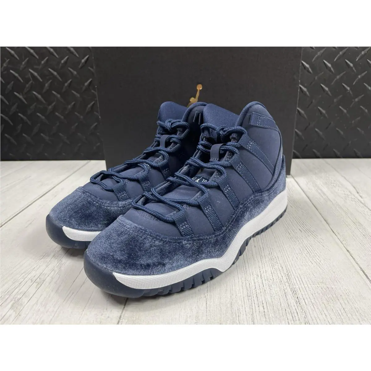 Nike shoes - Air Jordan 11 - Air - DO3857-441 - Blue (UPC: 0196151896767) 3