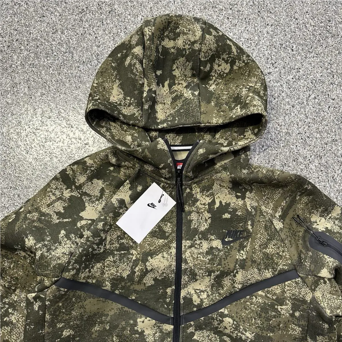 Nike clothing - Nike Dri-Fit - Green 0
