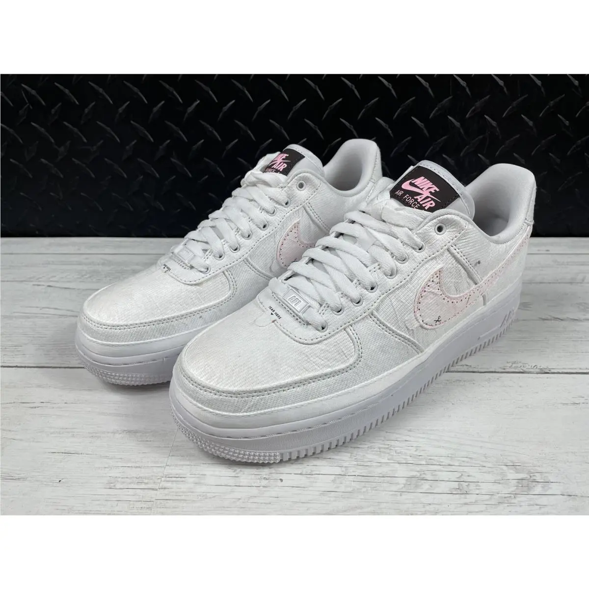 Nike shoes - Nike Air Force 1 ‘07 Tear Away - DJ9941-244 - Multicolor, Manufacturer: Pale Vanilla, Arctic punch & Fauna Brown (UPC: 0194958393465) 3