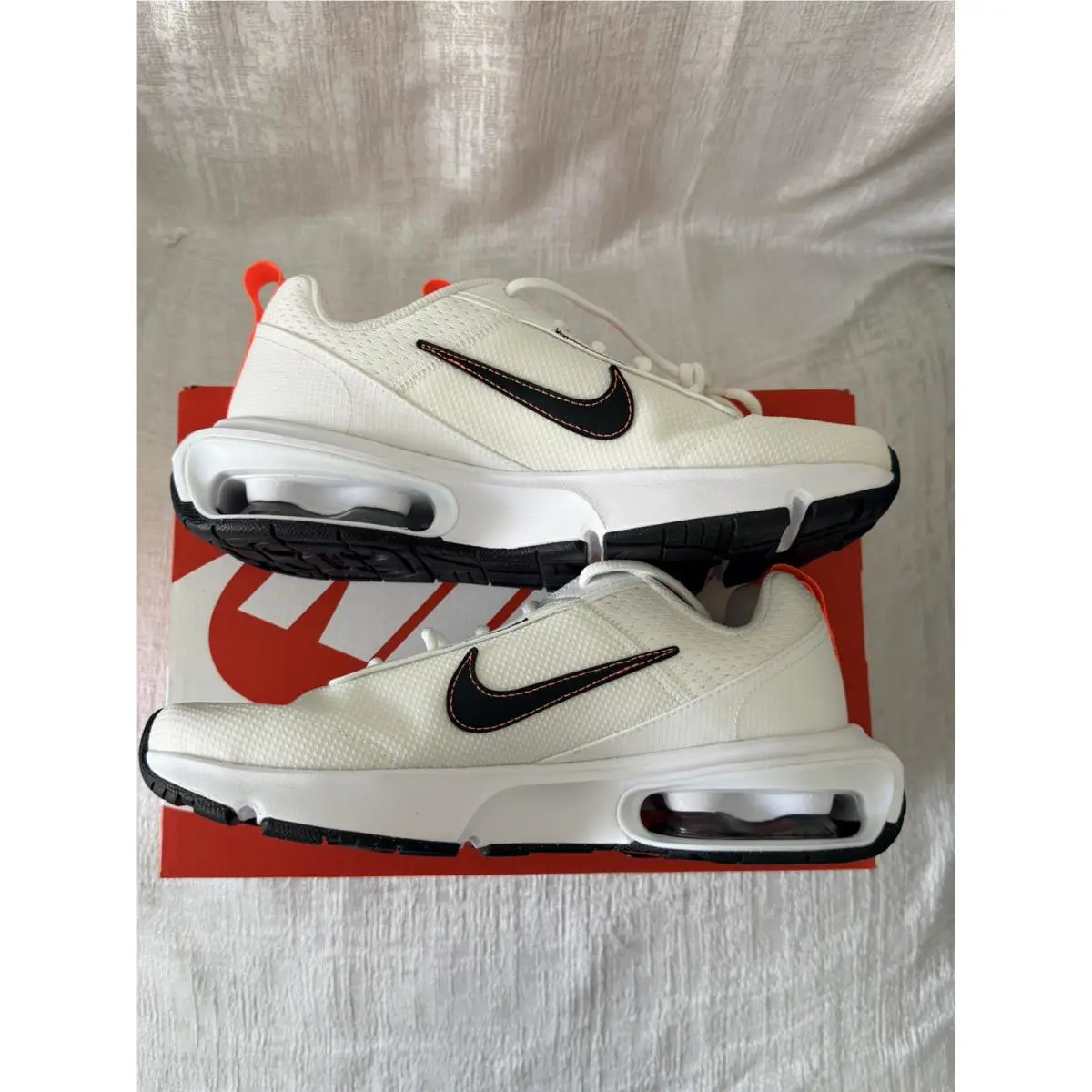 Nike shoes - Nike Air Max INTRLK - Air Max INTRLK - White 2