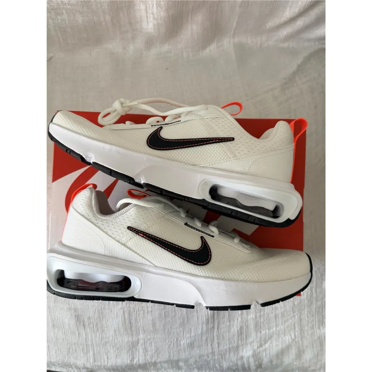 Nike shoes - Nike Air Max INTRLK - Air Max INTRLK - White 1