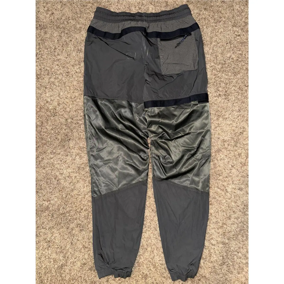 Nike clothing - NA - Gray 8