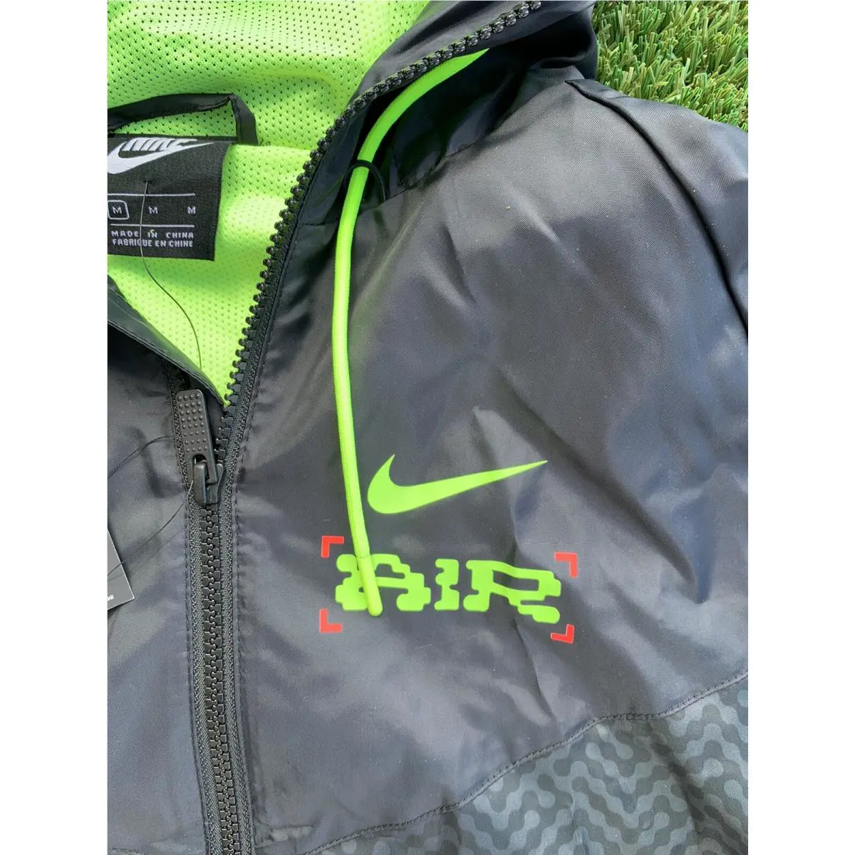 Nike clothing - Catch Air Windrunner - Catch Air Windrunner - CW4708-010 - Black (UPC: 194276163313) 1