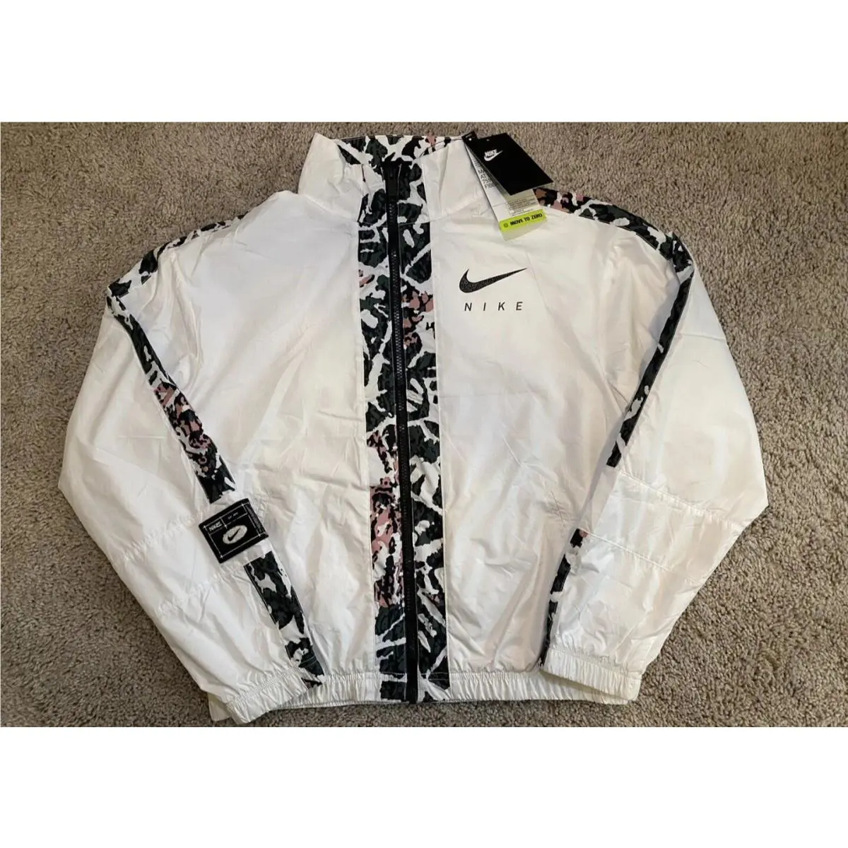 Nike clothing - Nike - White (UPC: 195242299630) 5