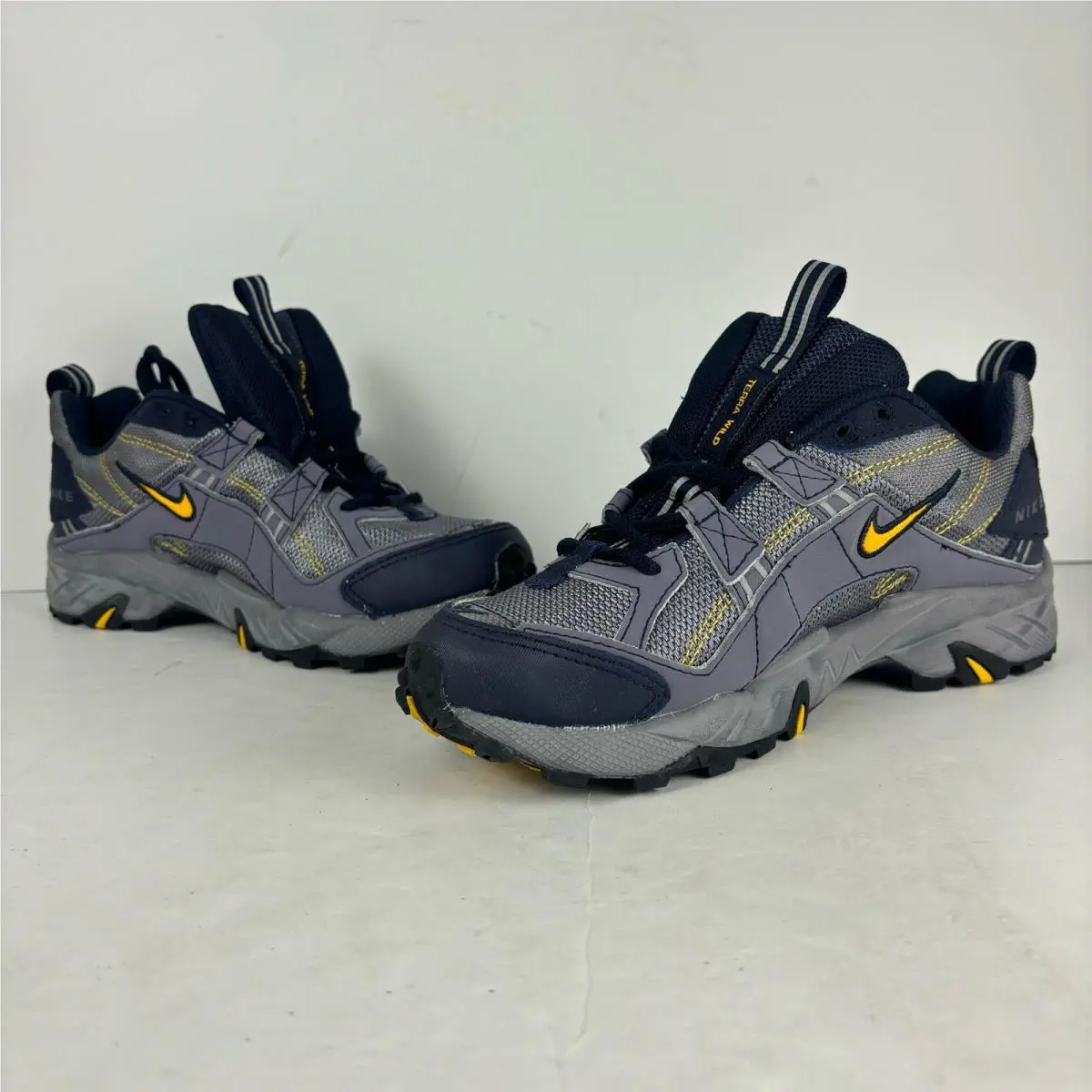 Nike shoes - Gray 1