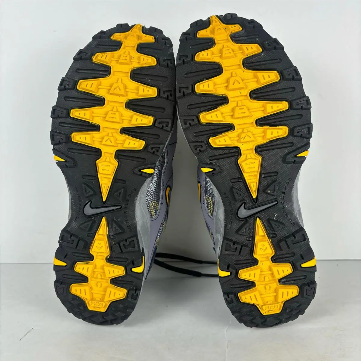 Nike shoes - Gray 4