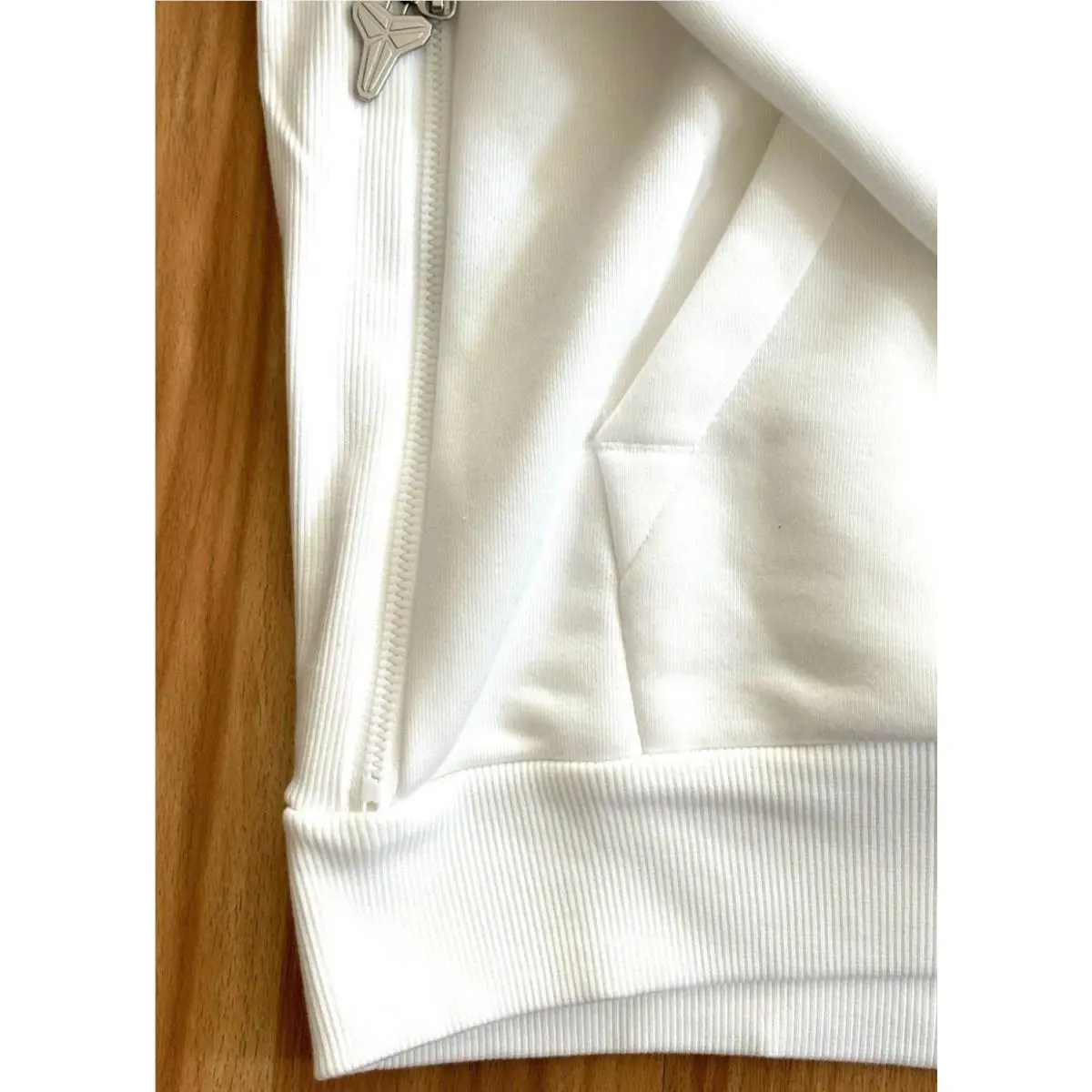 Nike clothing - White 4