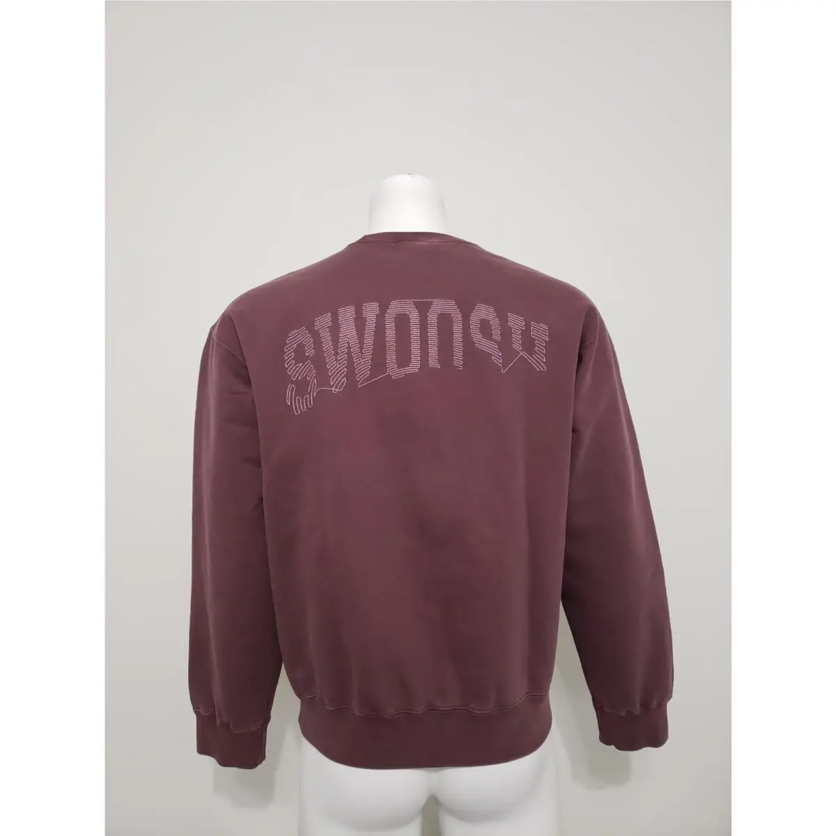 Nike clothing - Red (UPC: 197859194285) 1