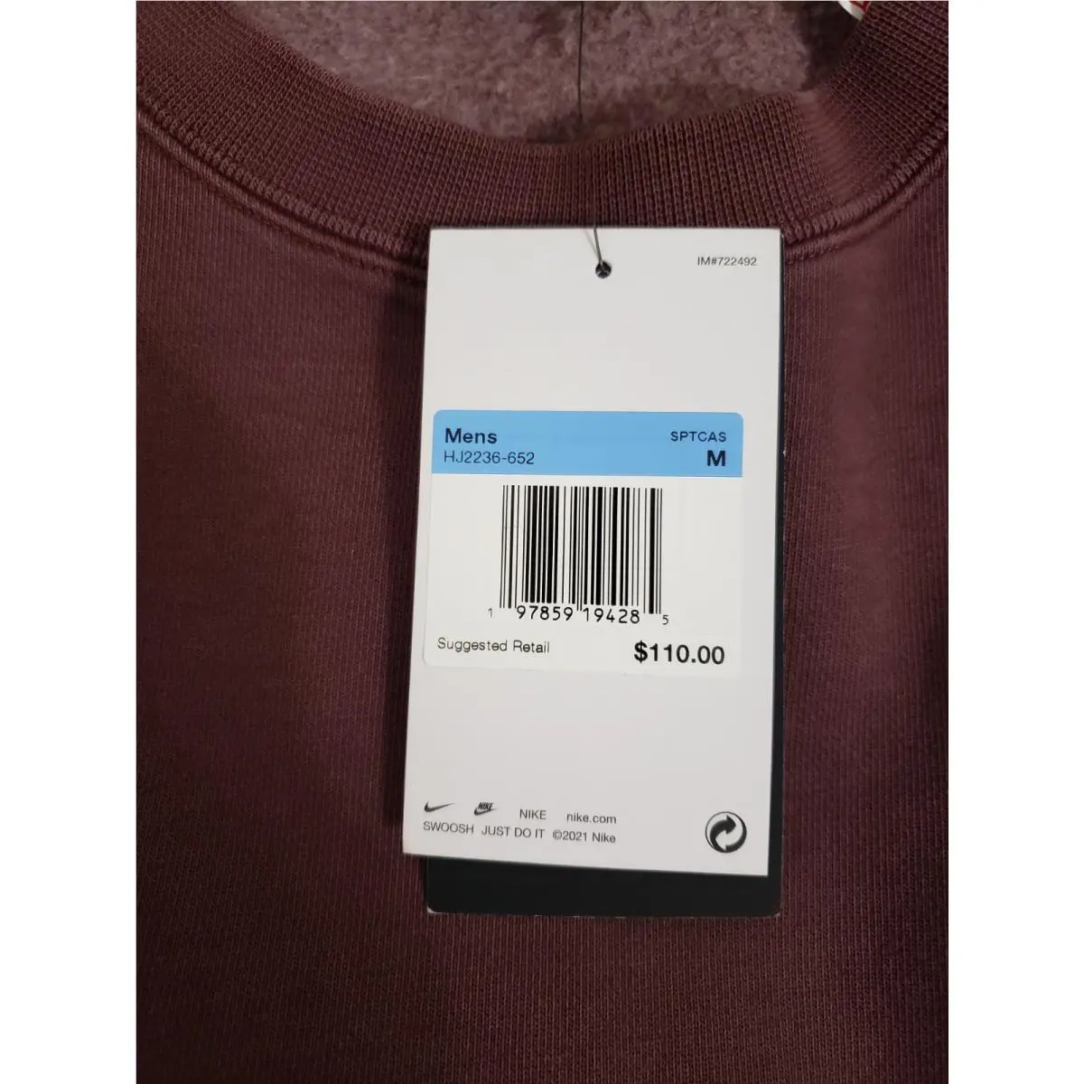 Nike clothing - Red (UPC: 197859194285) 9