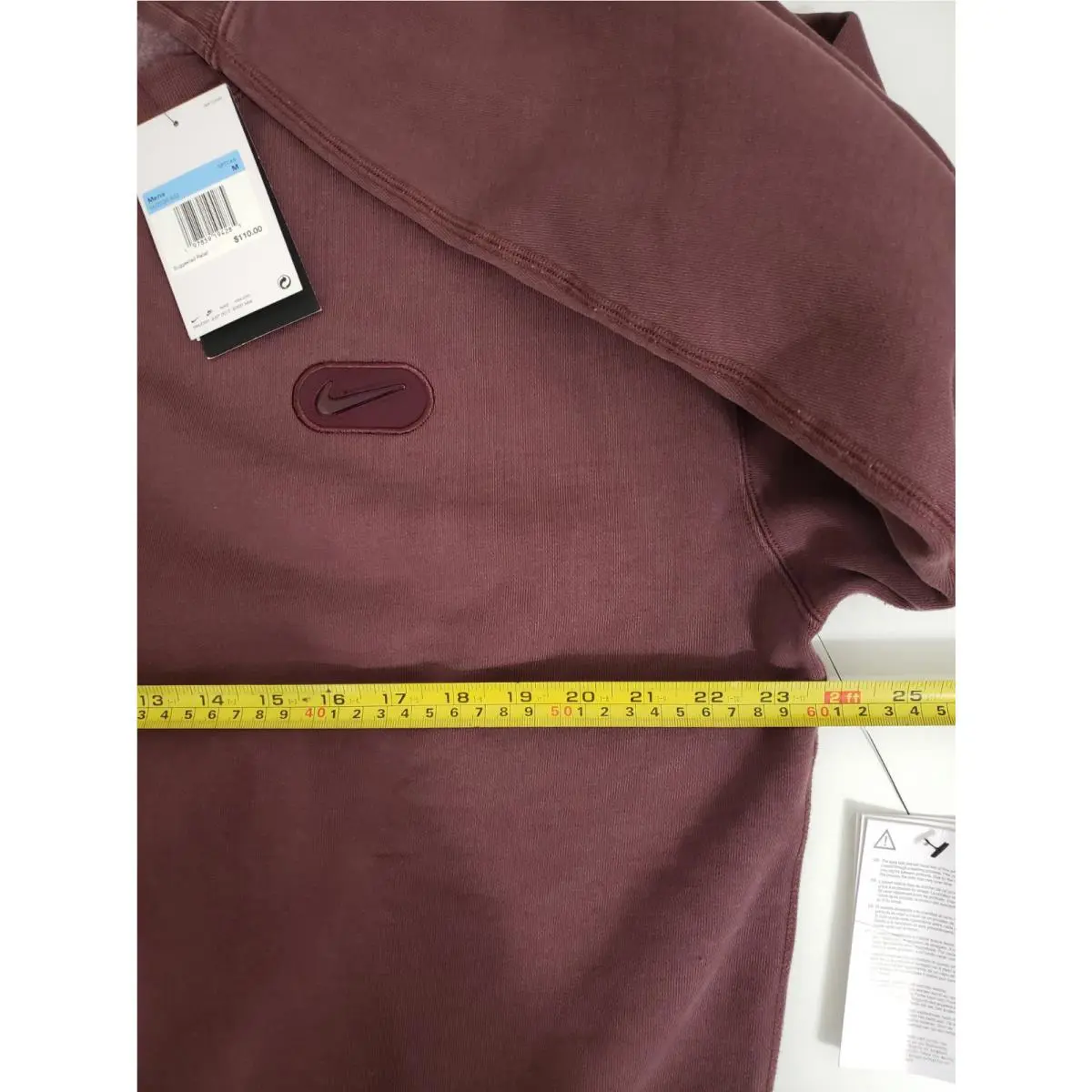Nike clothing - Red (UPC: 197859194285) 11