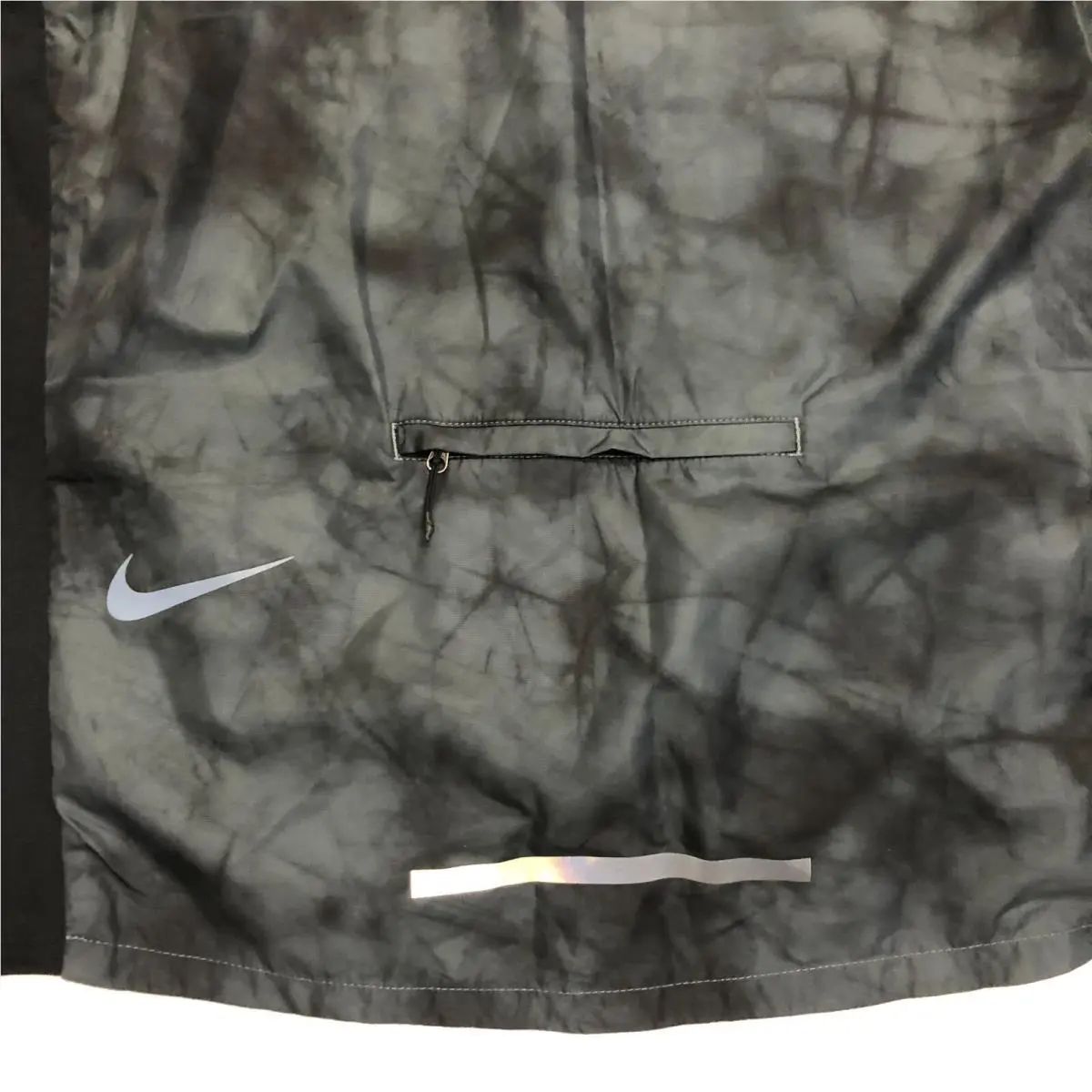 Nike clothing - Nike AeroLoft - AeroLoft - BV5699021 - Black (UPC: 193146087544) 4