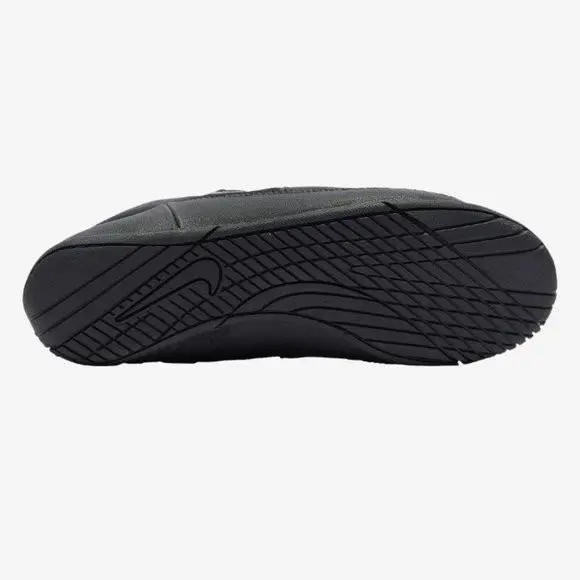 Nike shoes - Black 4