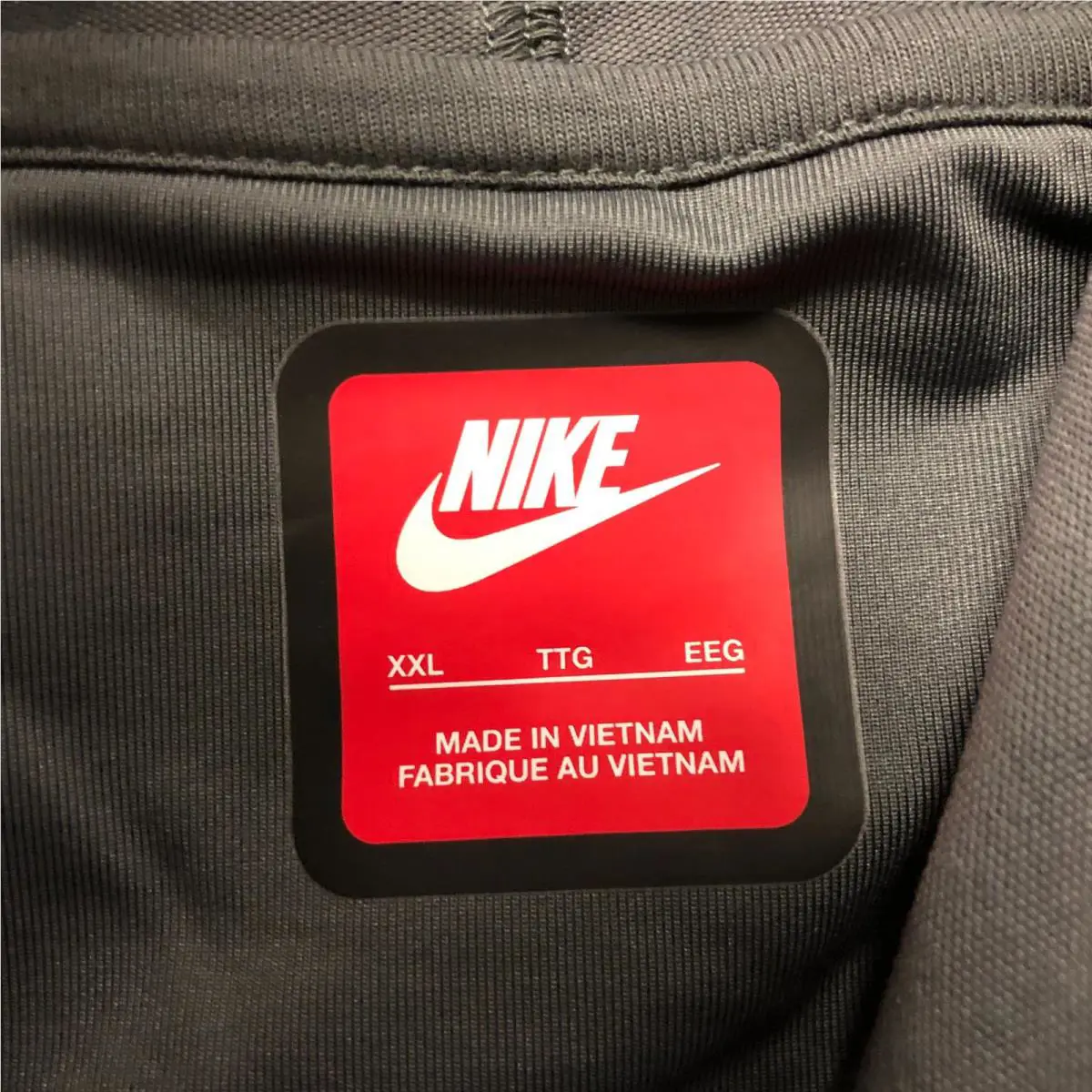 Nike clothing - Iron Grey/Black (UPC: 198726702527) 3
