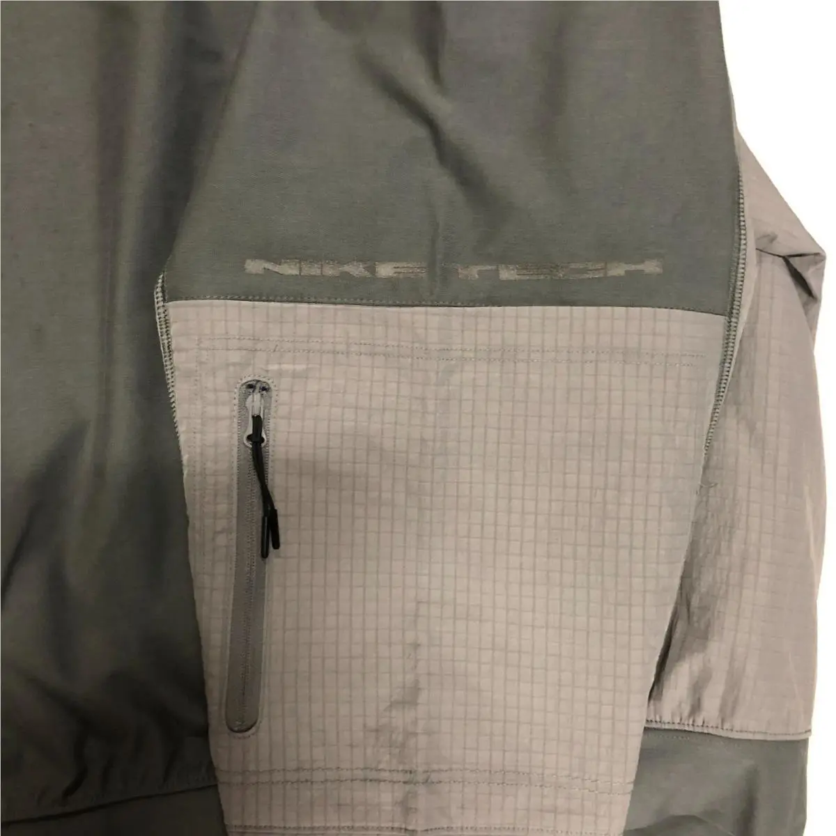 Nike clothing - Iron Grey/Black (UPC: 198726702527) 5