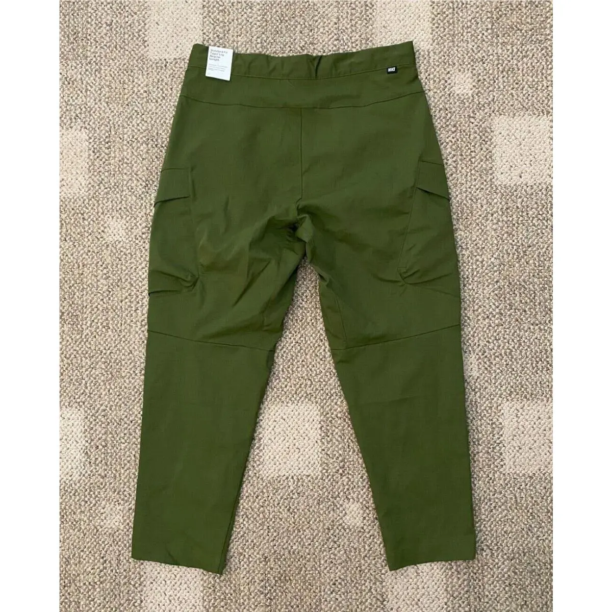 Nike clothing - Sportswear Tech Essentials - Sportswear Tech Essentials - Green (UPC: 195239115219) 1