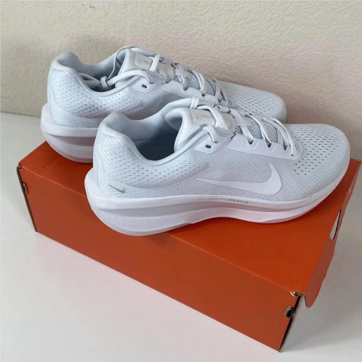 Nike shoes - Nike Air Winflo - Air Winflo - White And Purple 0