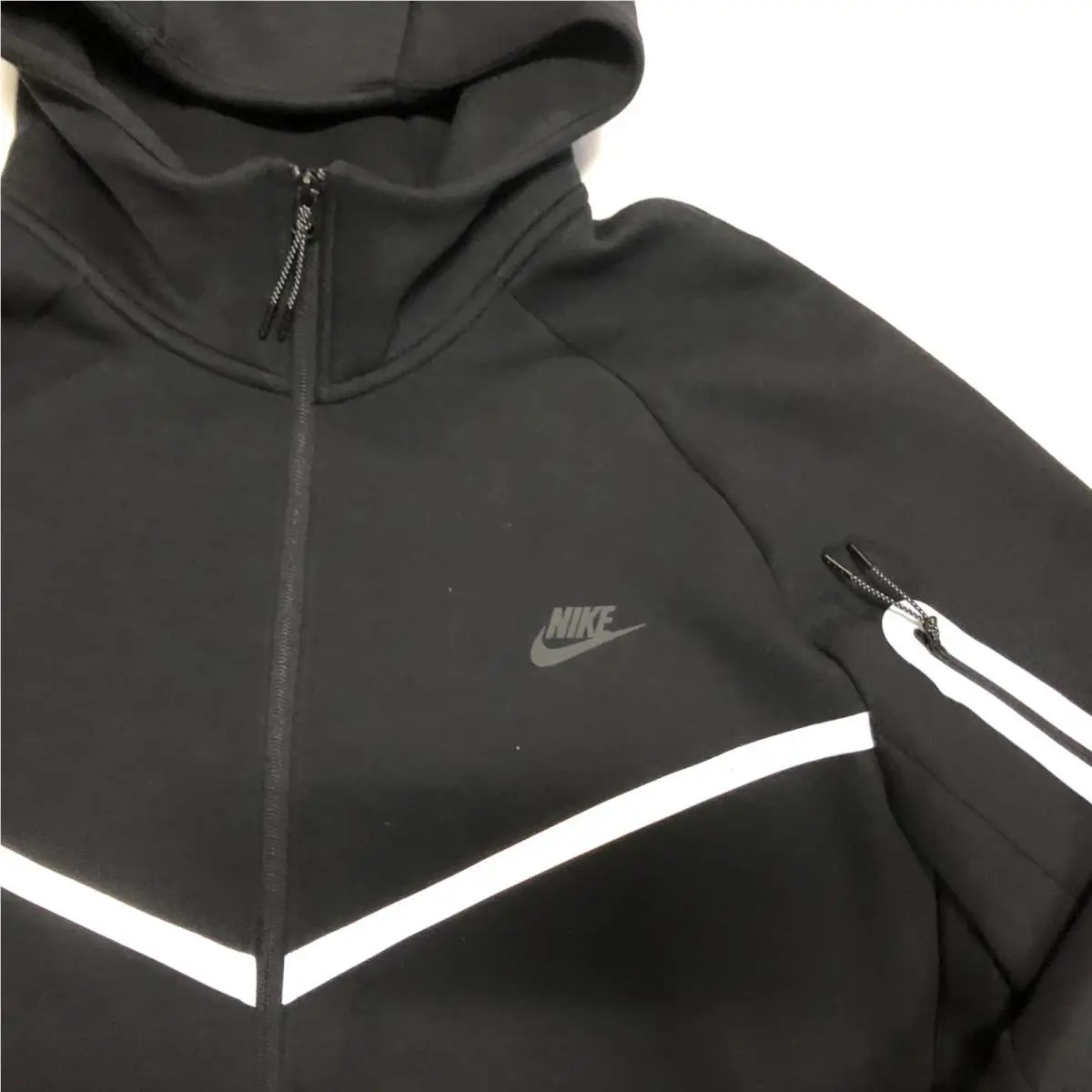 Nike clothing - Black (UPC: 198484554703) 0