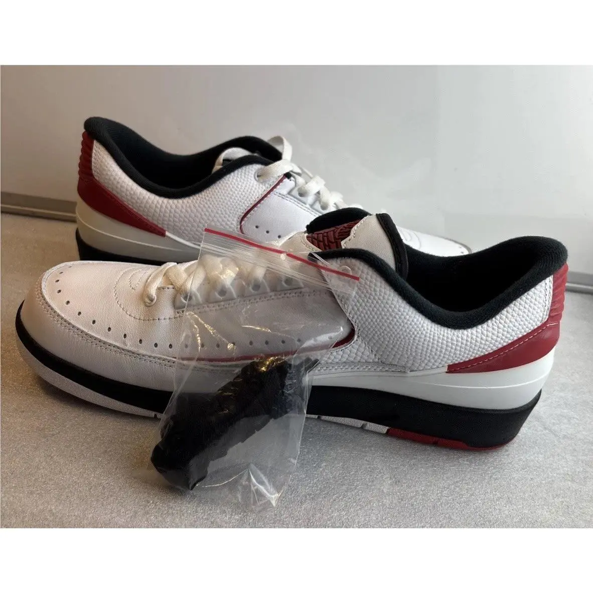 Nike shoes - Air Jordan Retro - Air Retro - 832819-101 - White 3