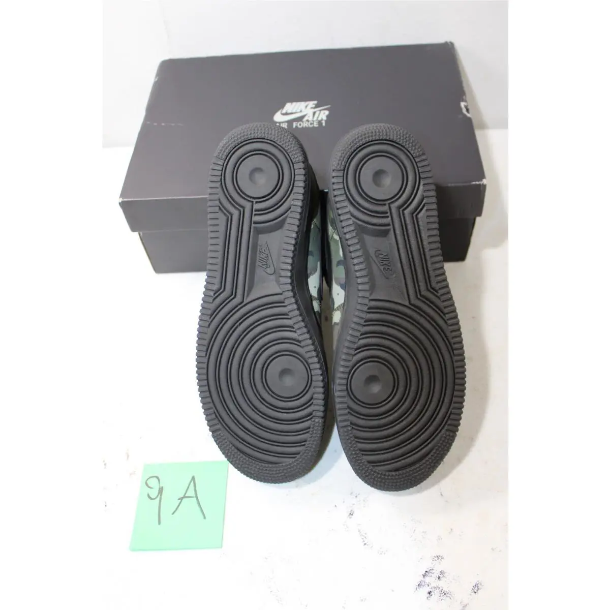 Nike shoes - Nike Air Force 1 `07 LV8 - 718152-203 - Green (UPC: 091201537525) 3