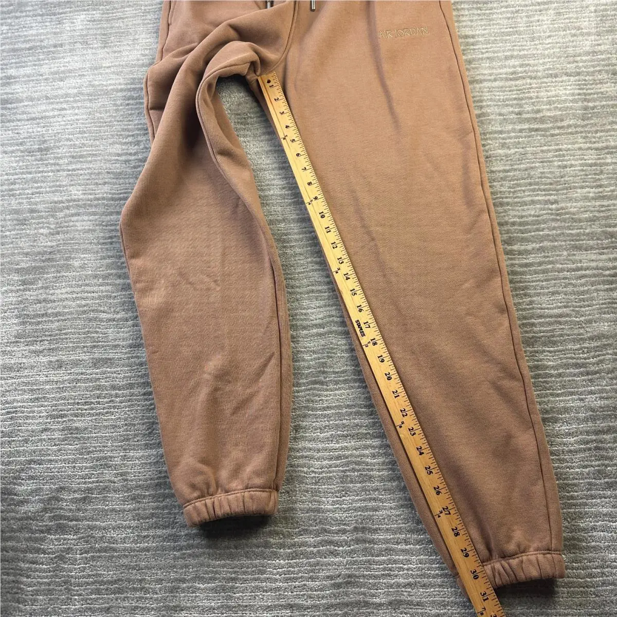 Nike clothing - Brown 9