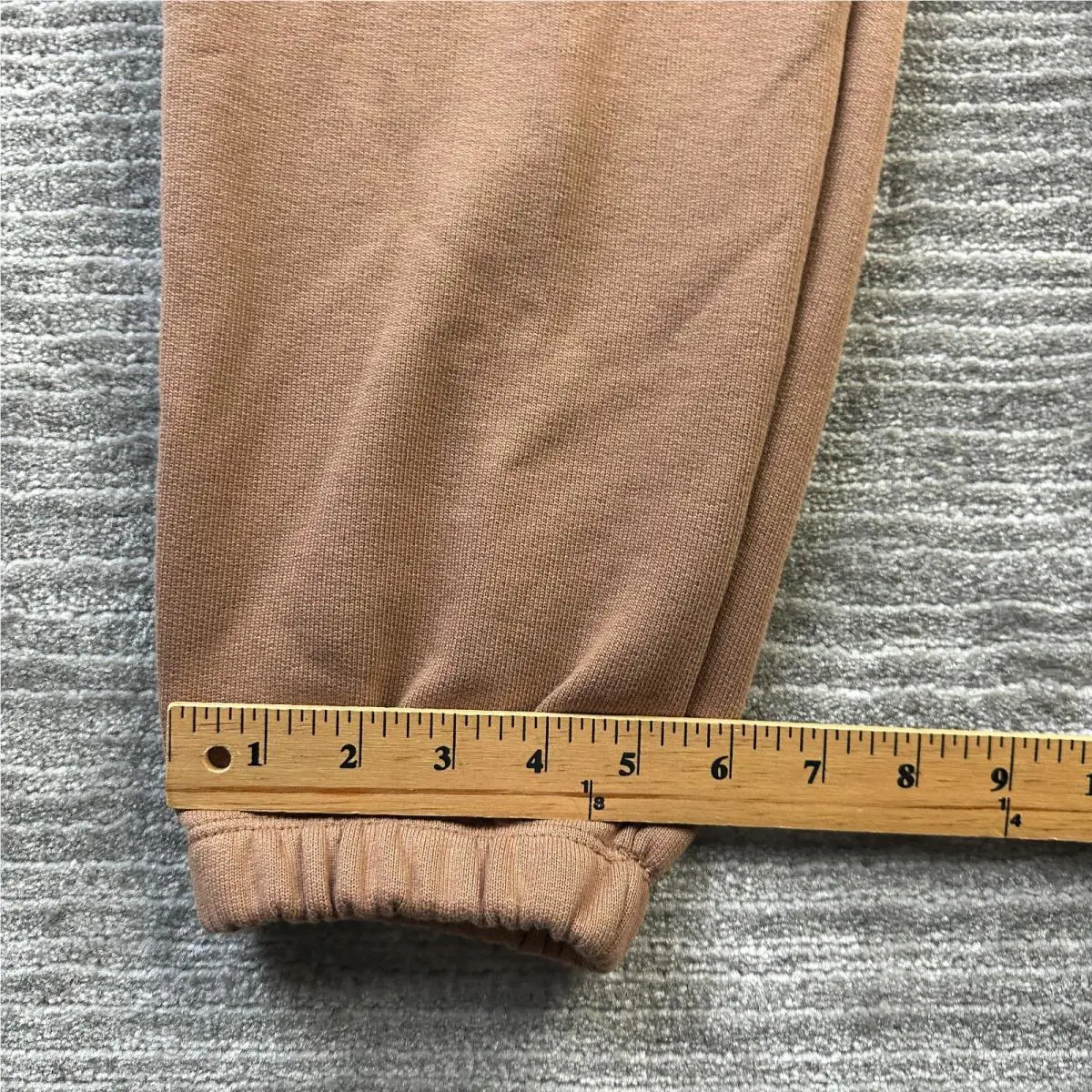 Nike clothing - Brown 8