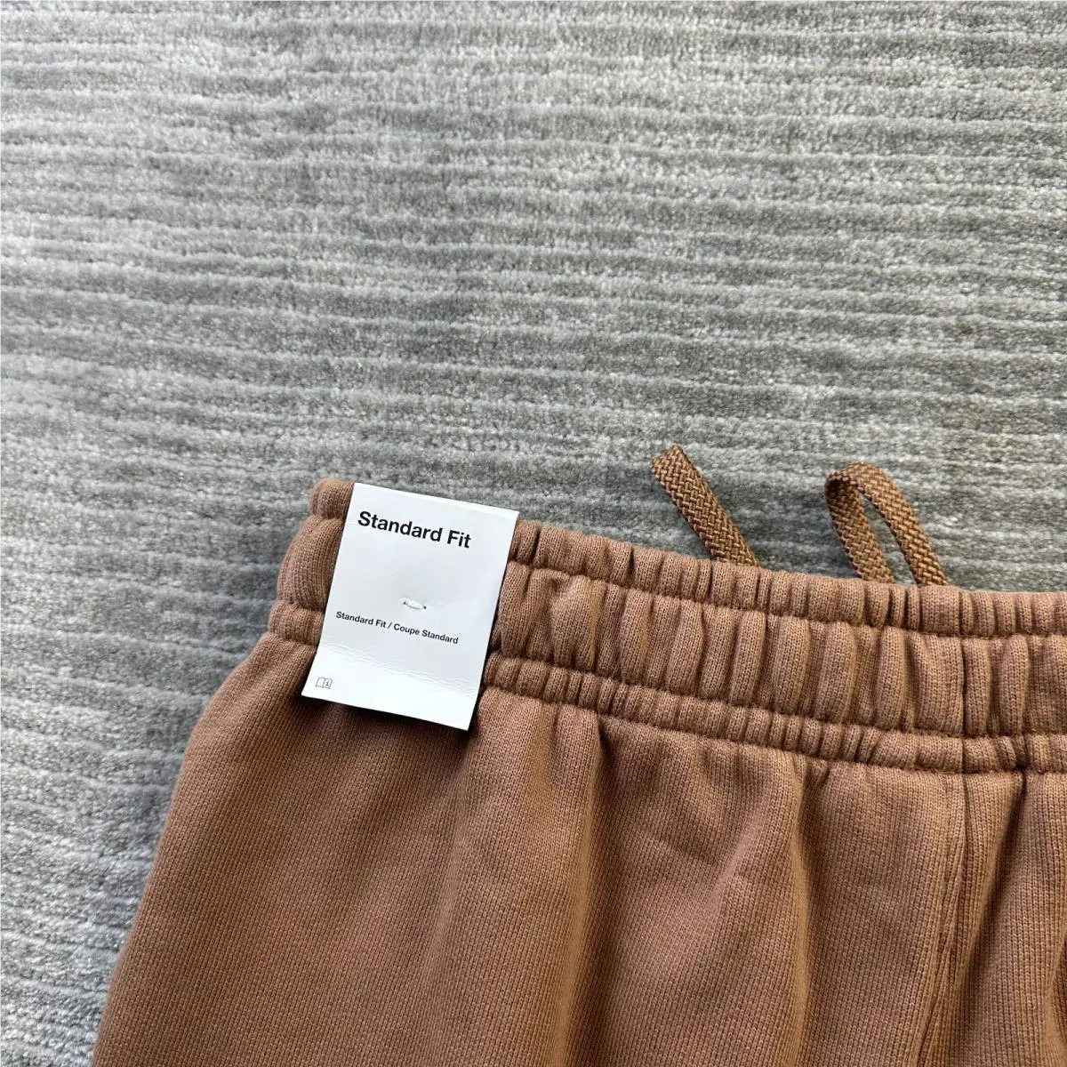 Nike clothing - Brown 3