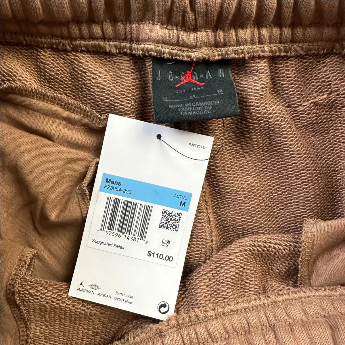 Nike clothing - Brown 4