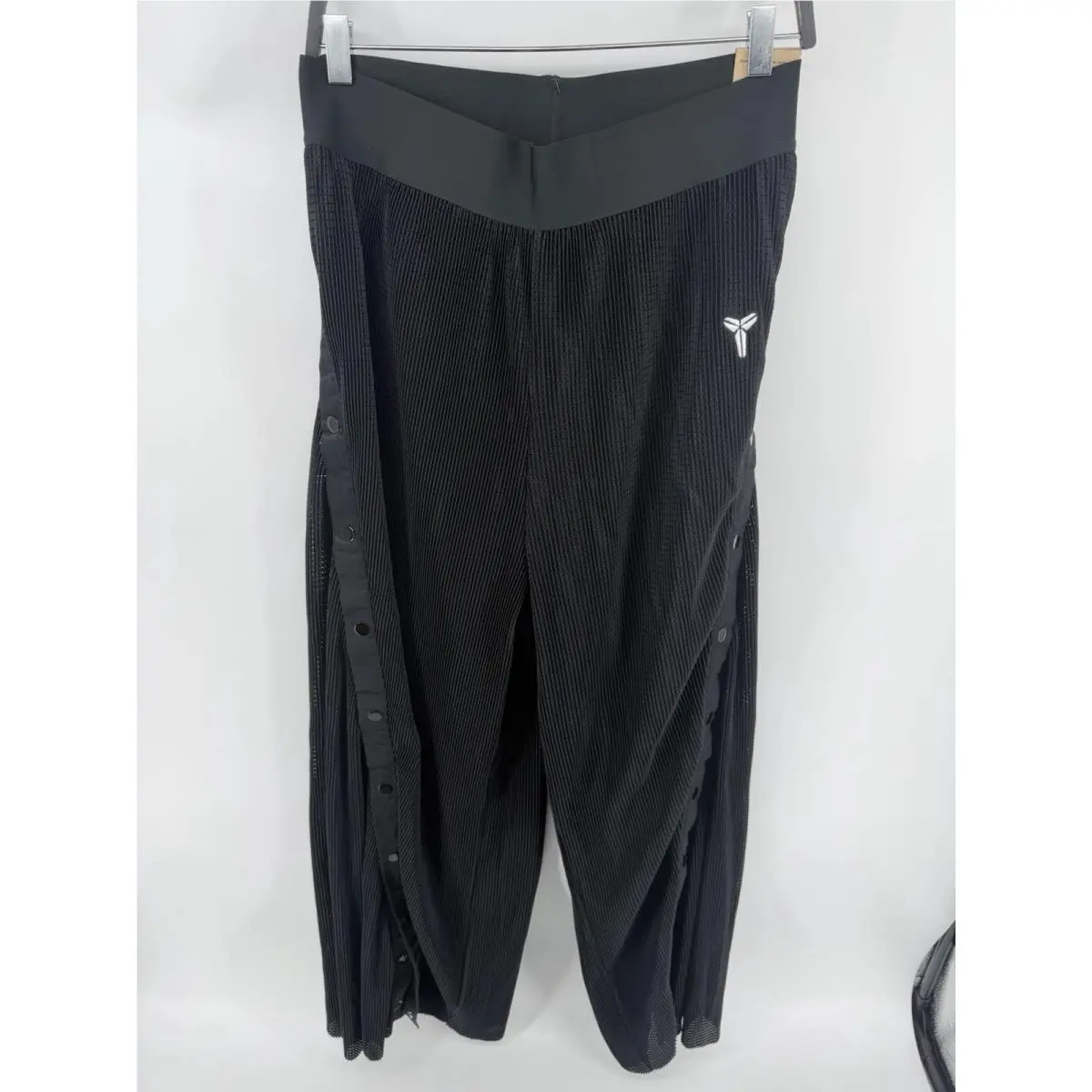 Kobe Nike Womens Pleated Tear Away Pants IB0016-010 Black Sz L Baggy Y2K - Black