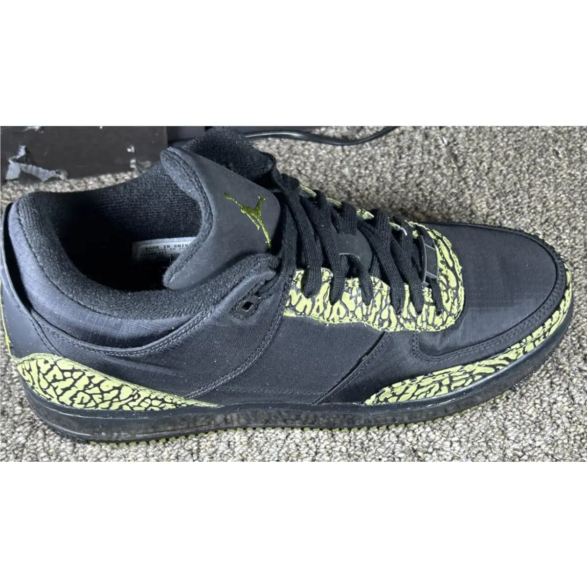 Nike shoes - Air Jordan 3 - Air - 333300 031 - Black, Manufacturer: White/Fire Red/Cement Grey/Black 2