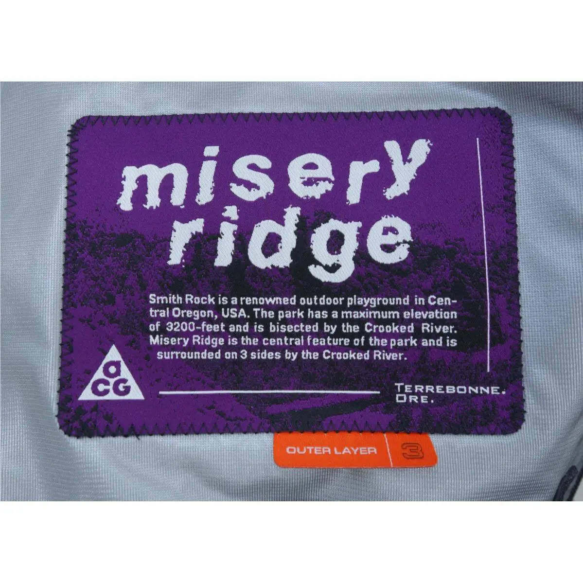 Nike clothing - Nike ACG Misery Ridge - ACG Misery Ridge - Beige 11
