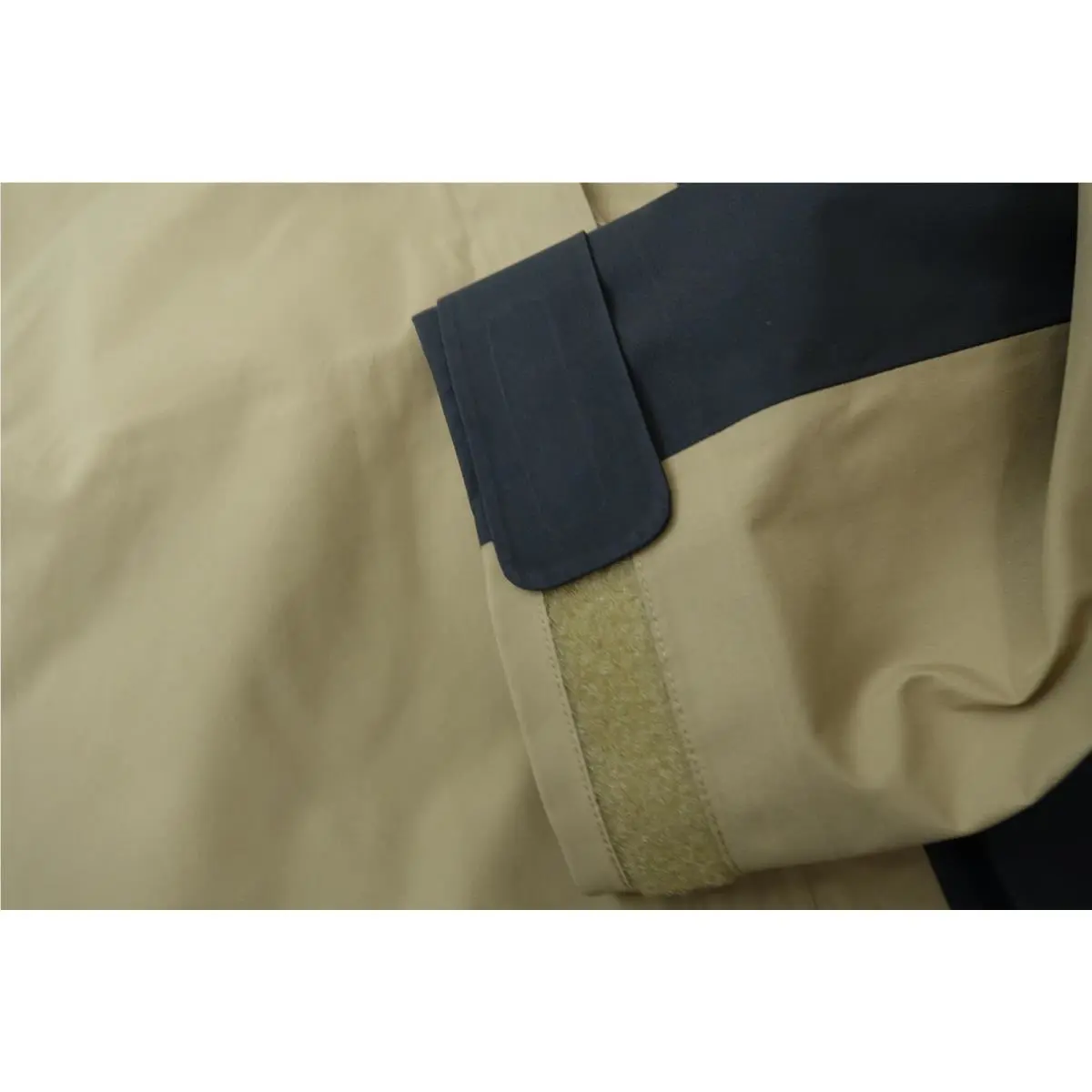 Nike clothing - Nike ACG Misery Ridge - ACG Misery Ridge - Beige 15