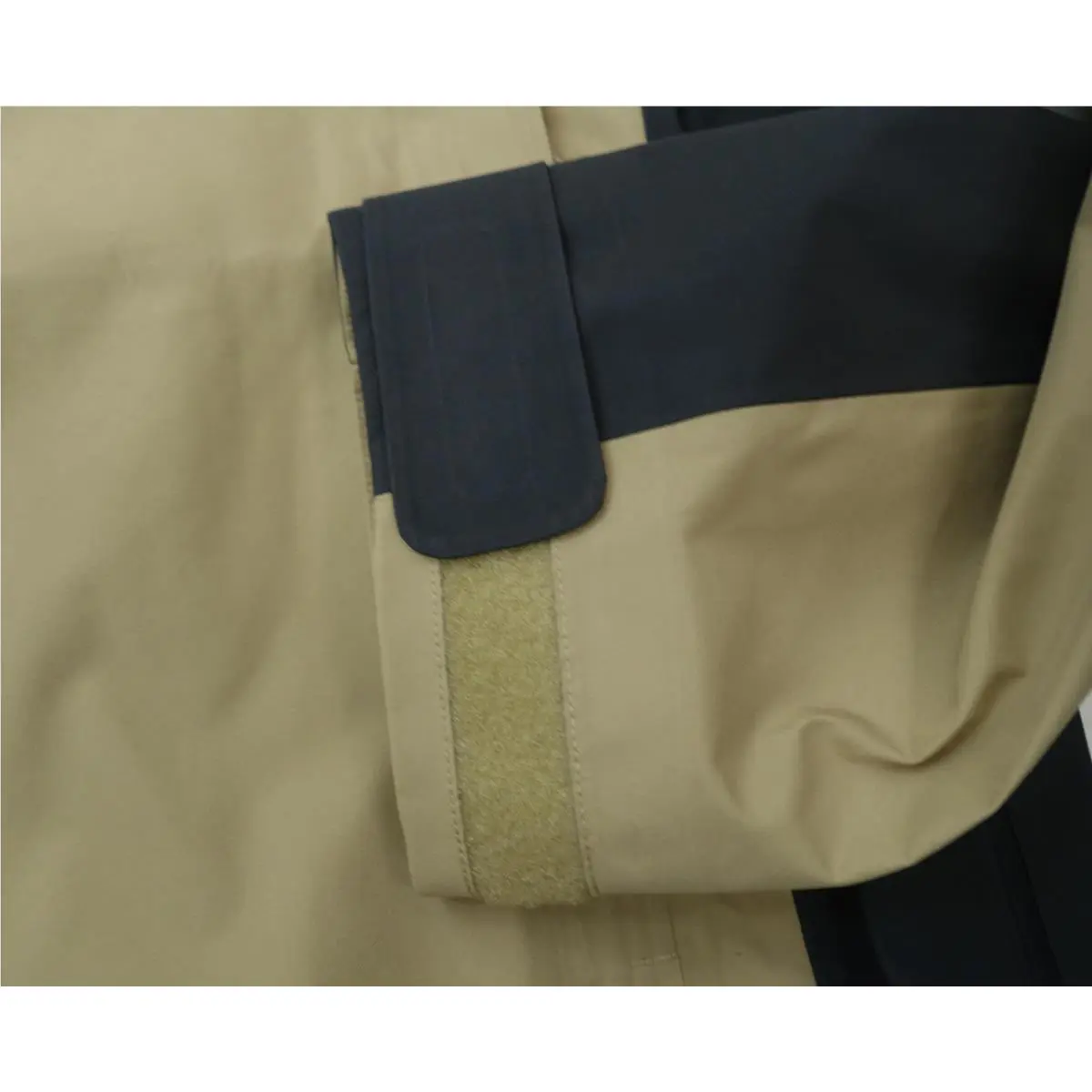 Nike clothing - Nike ACG Misery Ridge - ACG Misery Ridge - Beige 16