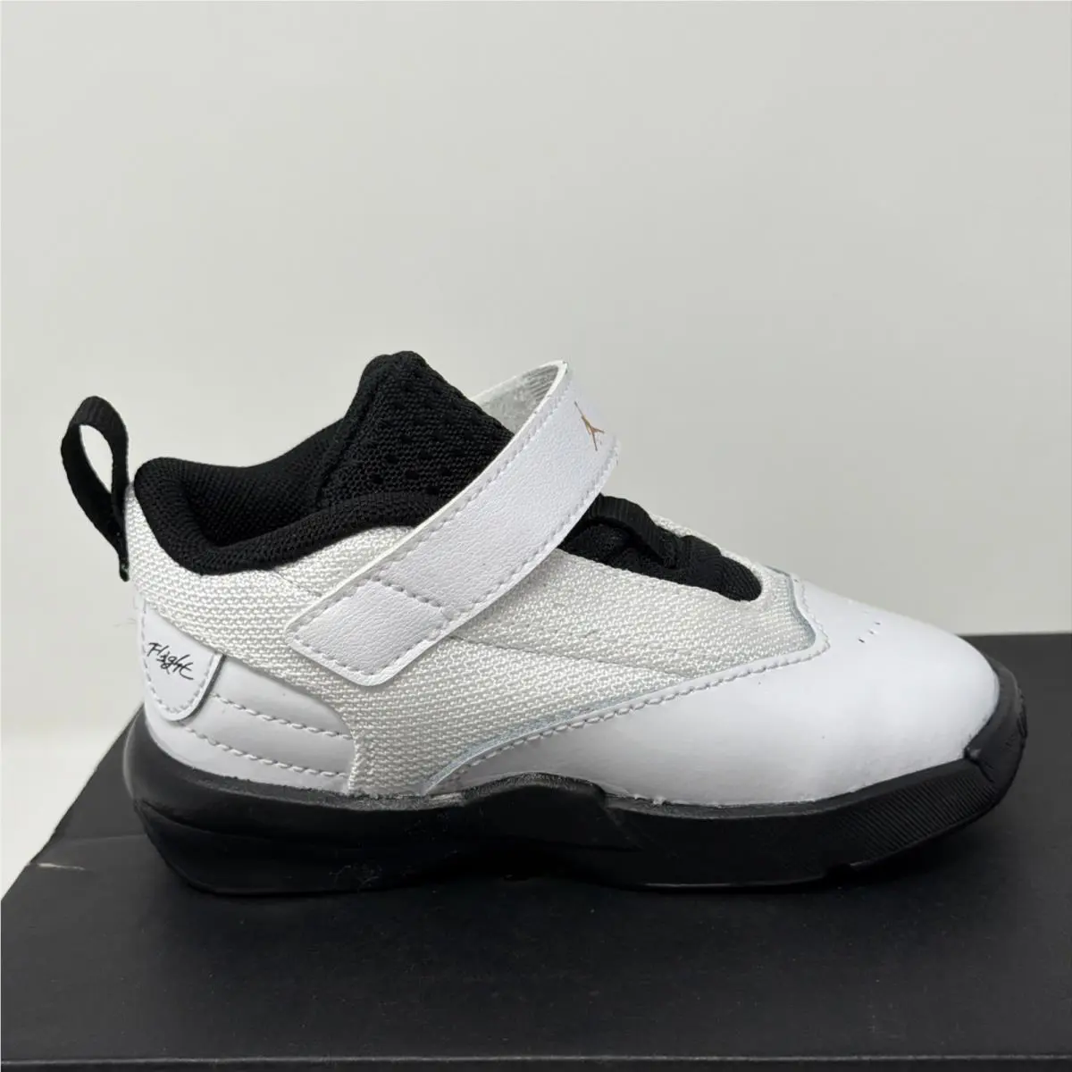 Nike shoes - Jordan Max Aura 6 - Max Aura - FQ8296 101 - White (UPC: 0197597039657) 3