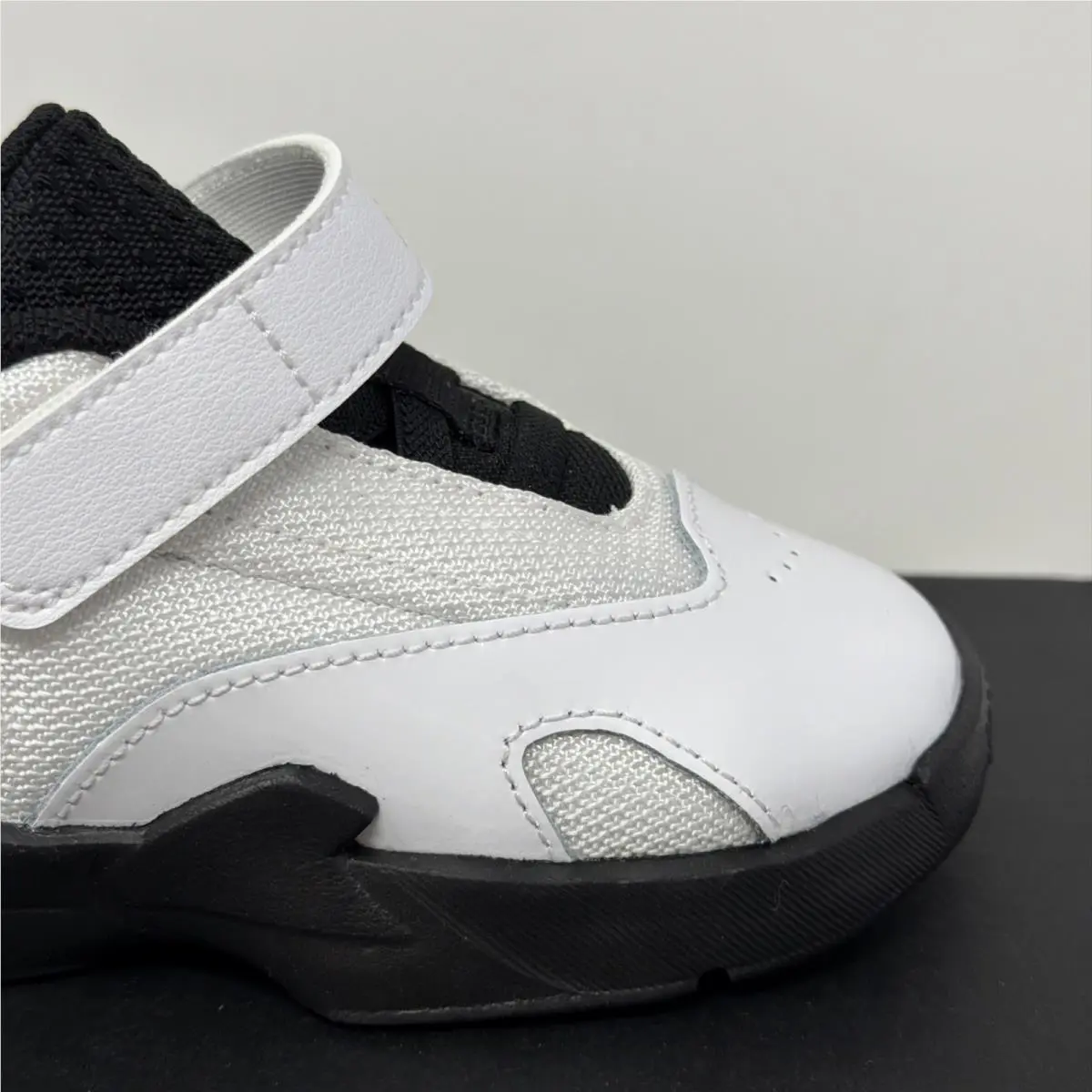 Nike shoes - Jordan Max Aura 6 - Max Aura - FQ8296 101 - White (UPC: 0197597039657) 7
