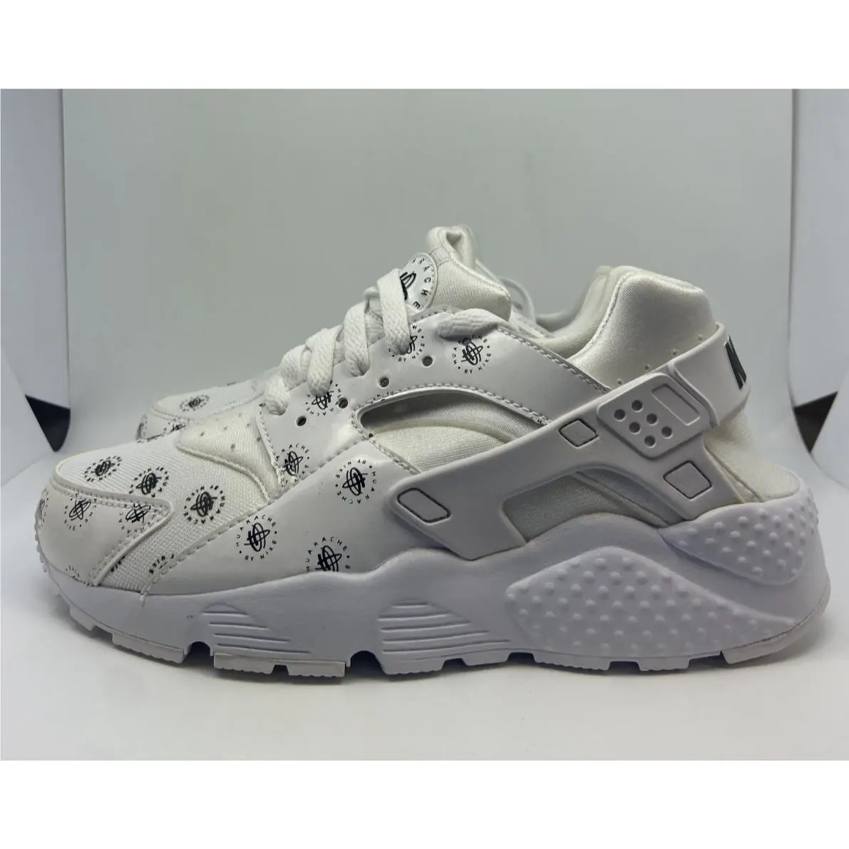 Nike shoes - Nike Huarache Run - Huarache Run - White (UPC: 826216234387) 2