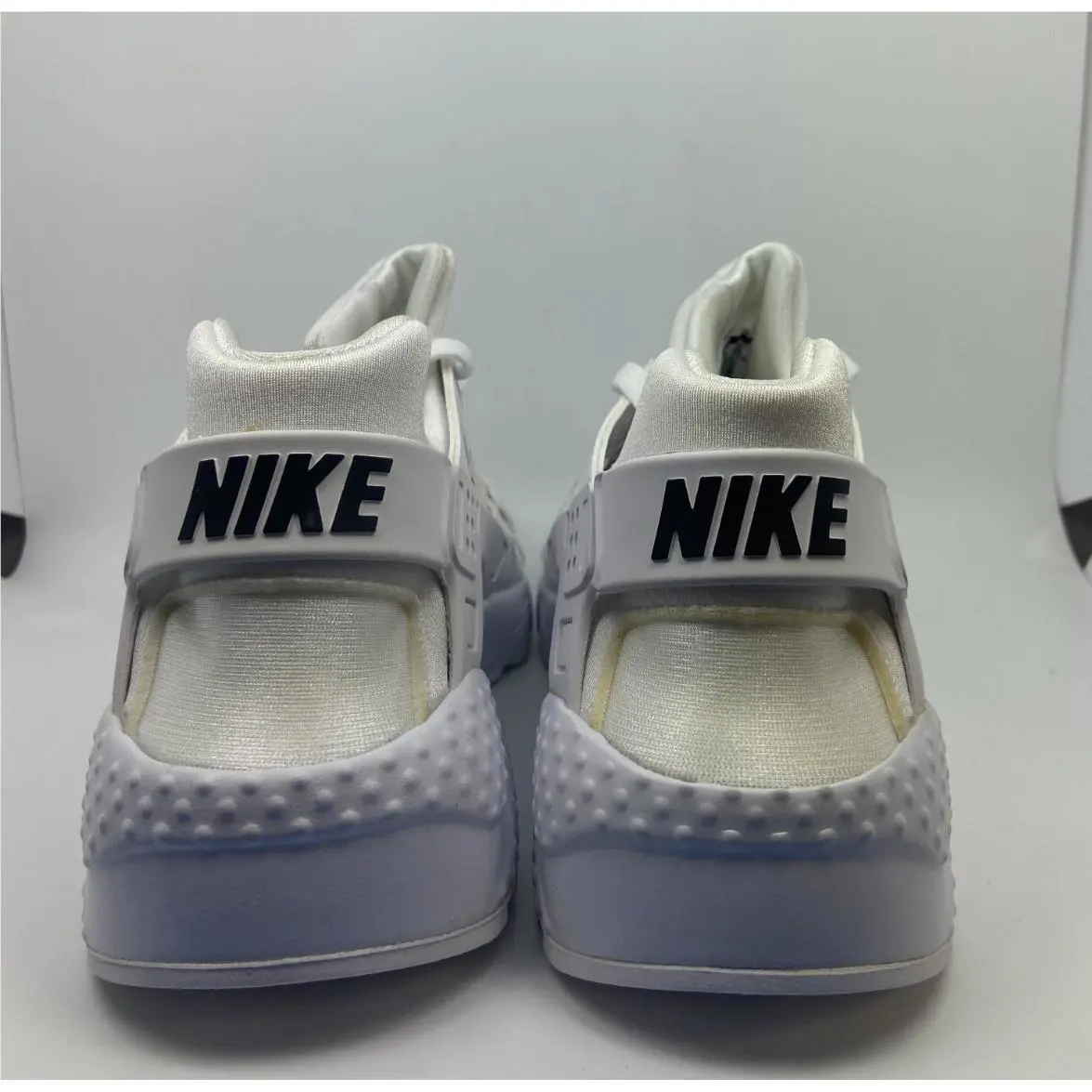 Nike shoes - Nike Huarache Run - Huarache Run - White (UPC: 826216234387) 4