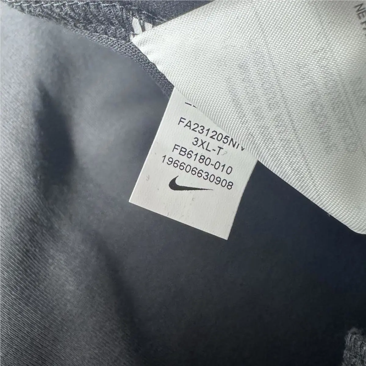 Nike clothing - Nike NBA Orlando Magic Team Issue - Black (UPC: 0196606630908) 3